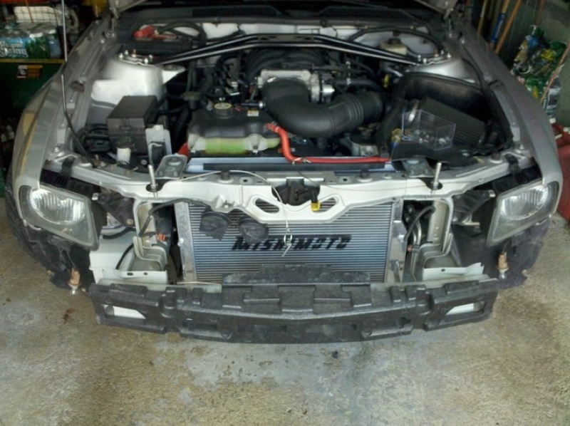 Mishimoto 05+ Ford Mustang Manual Aluminum Radiator - Bild 7