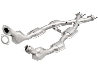 MagnaFlow CONV DF 96-98 Mustang GT 4.6L 50S